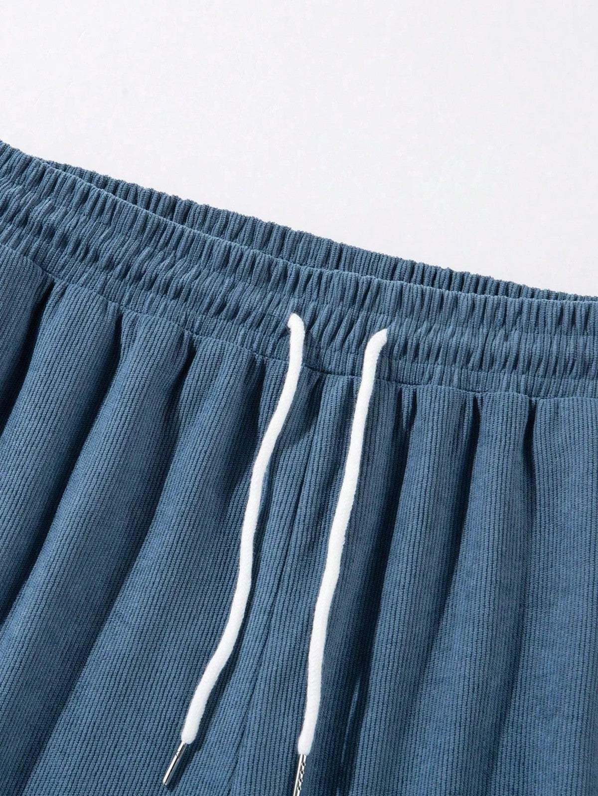 Compre 3 Leve 6 - Shorts em Veludo!